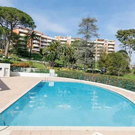 Domaine Des Palmiers - Piscine- Parking - Tennis - Clim Апартаменты Канны